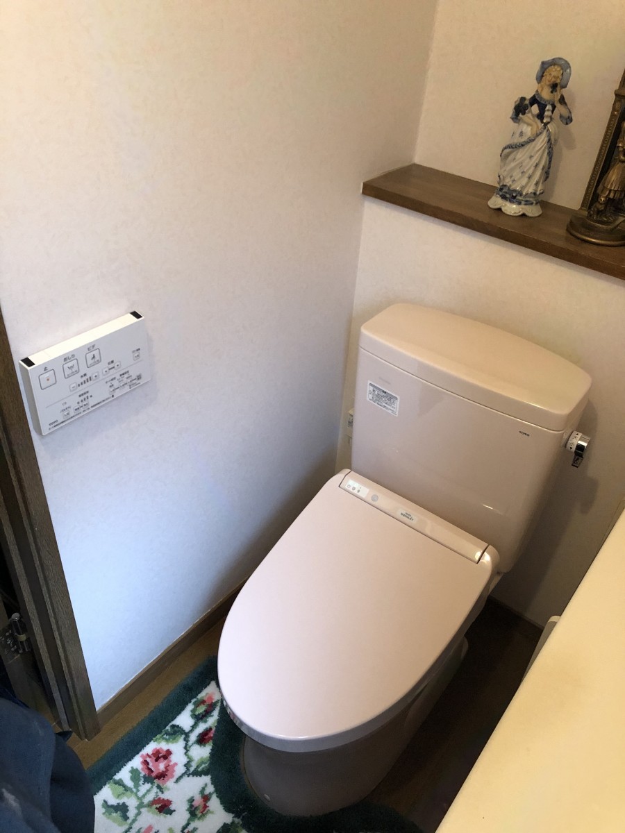 千葉市若葉区北大宮台にてTOTO製：ピュアレストQRへ1・2階のトイレを交換する作業を行いました♪｜住まいの問題は