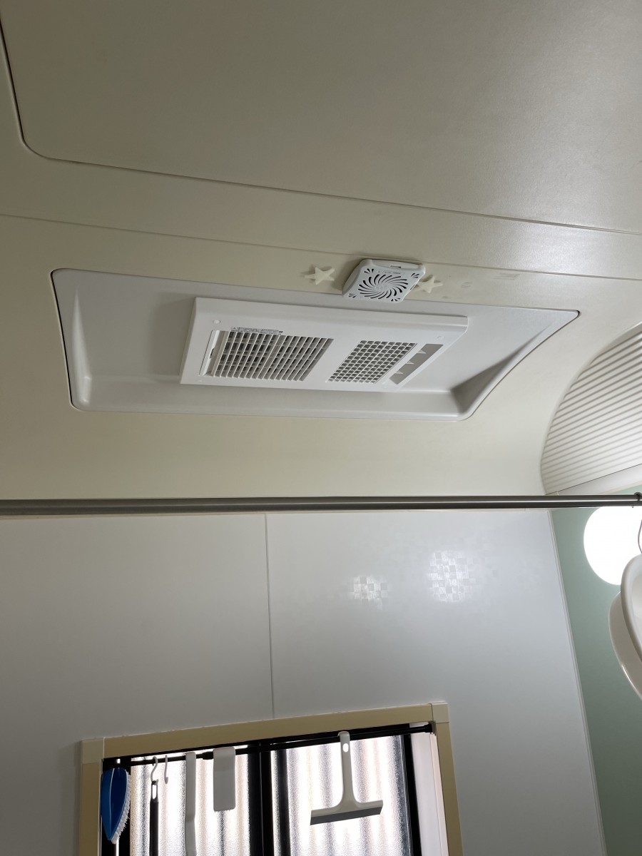 松戸市串崎新田にてMAX製浴室暖房乾燥機（BS-161H-2）の新規設置作業を